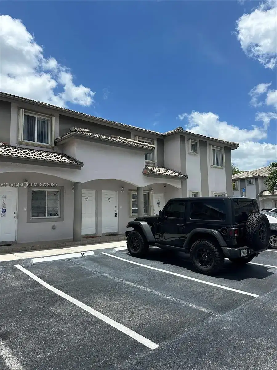 5705 NW 109th Ave # 50, Doral FL 33178 photo 2