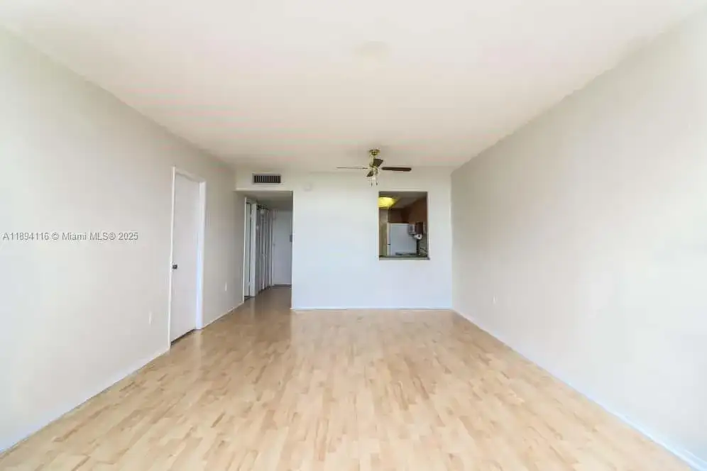 1351 NE Miami Gardens Dr # 1001E, Miami FL 33179 photo 4
