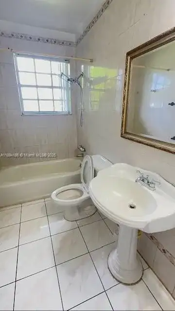 110 NW 198th St, Miami Gardens FL 33169 photo 4