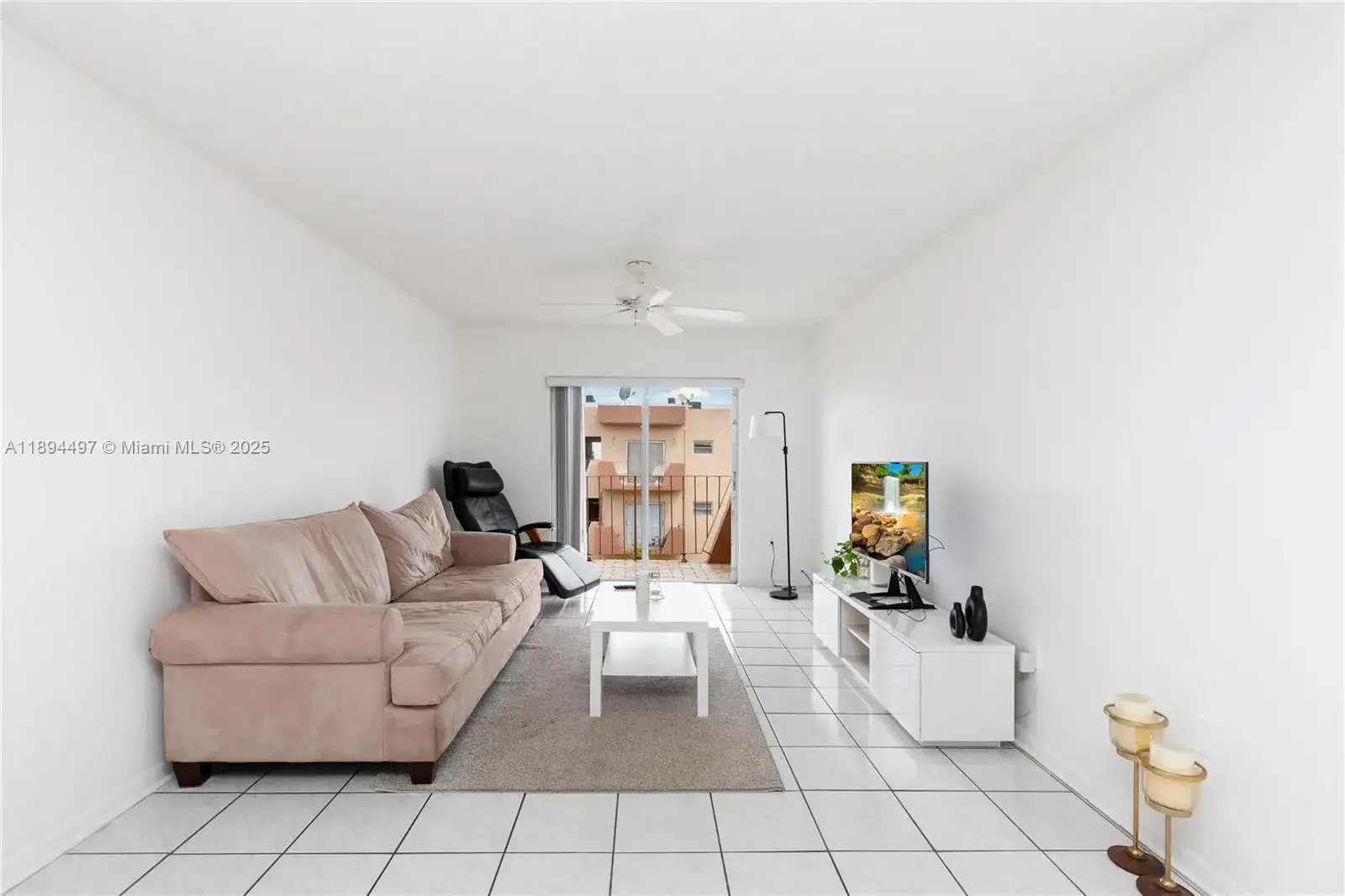 1630 W 46th St # 514B, Hialeah FL 33012 photo 4