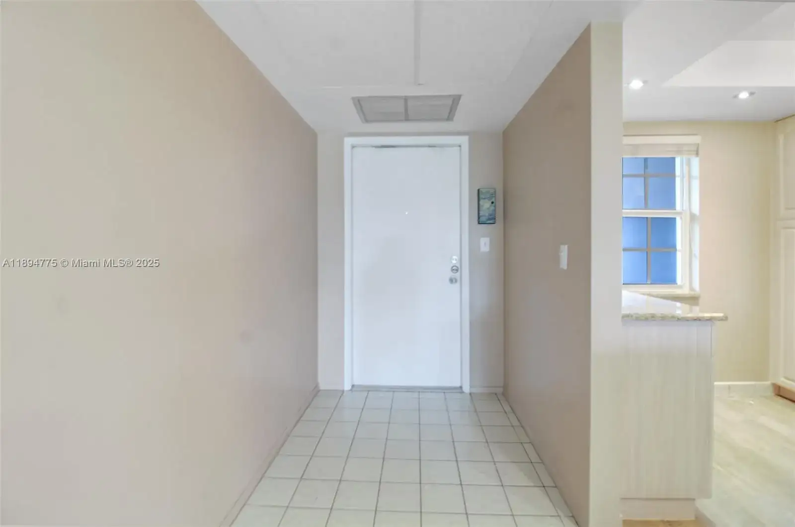 605 Oaks Dr # 305, Pompano Beach FL 33069 photo 5