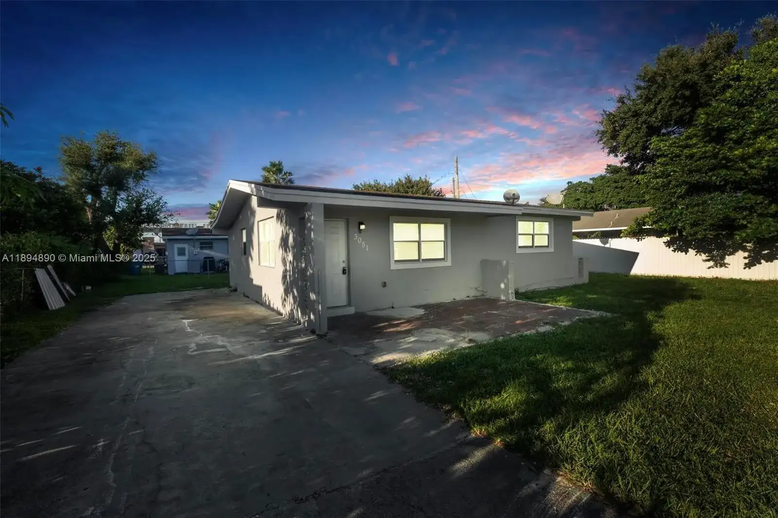 3051 NW 77th St # 0, Miami FL 33147 photo 2