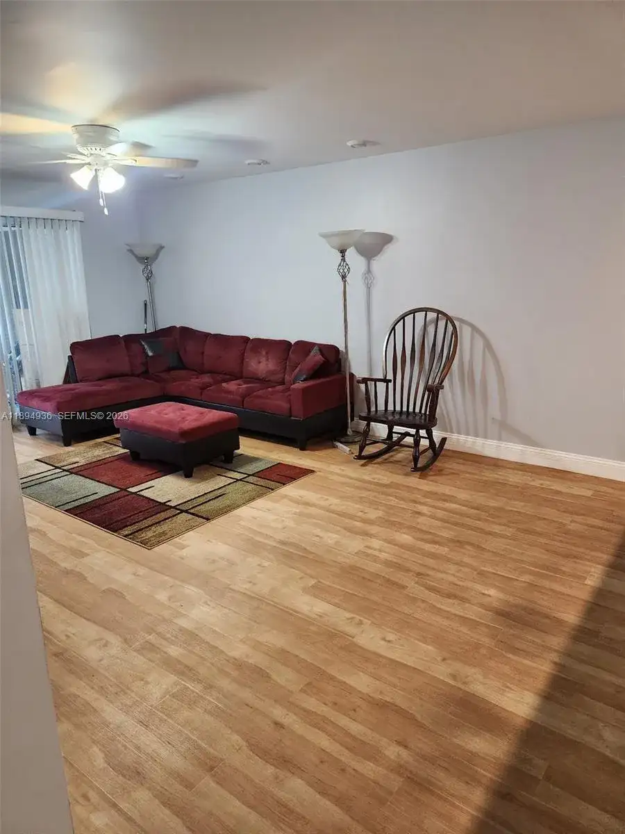 2202 Lucaya Bnd # L3, Coconut Creek FL 33066 photo 3