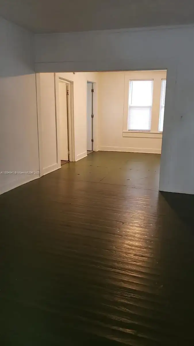 1517 Logan # 0, Jacksonville FL 32209 photo 2