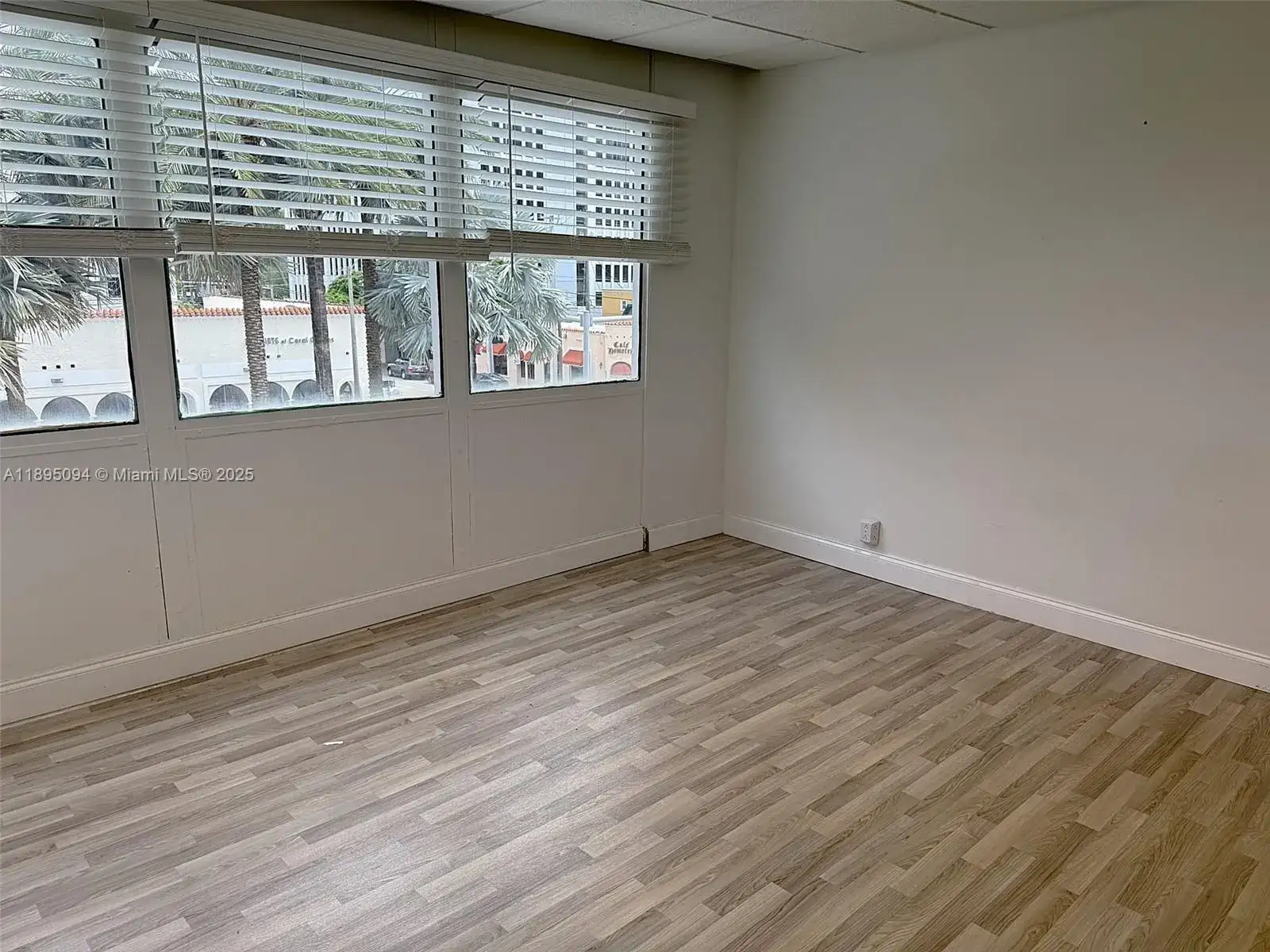 299 Alhambra Cir # 315, Coral Gables FL 33134 photo 4
