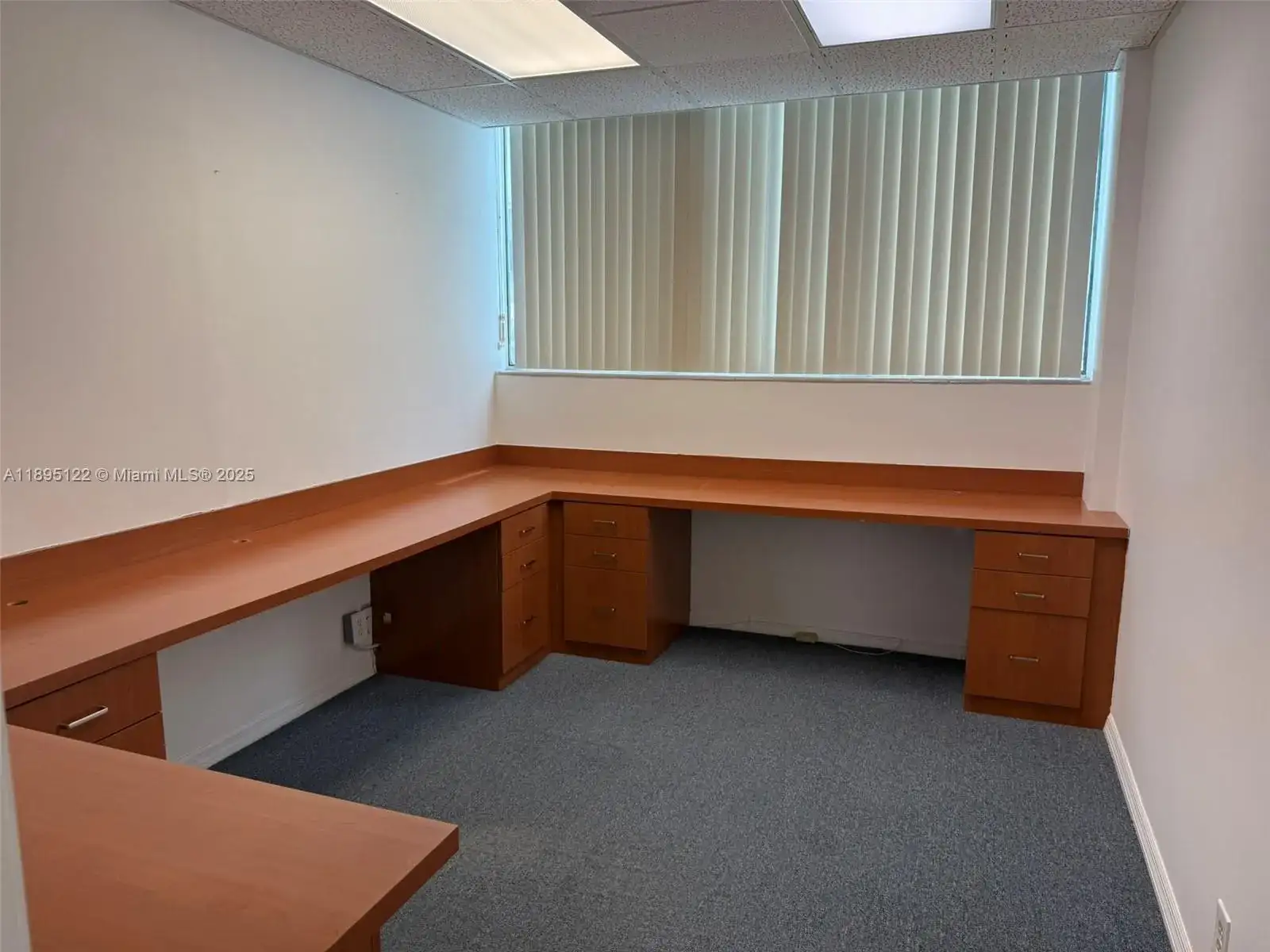 299 Alhambra Cir # 317, Coral Gables FL 33134 photo 3