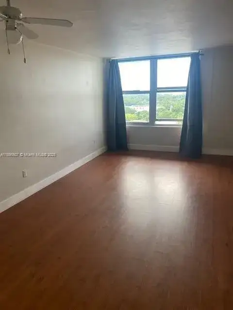 2899 Collins Ave # 1746, Miami Beach FL 33140 photo 5