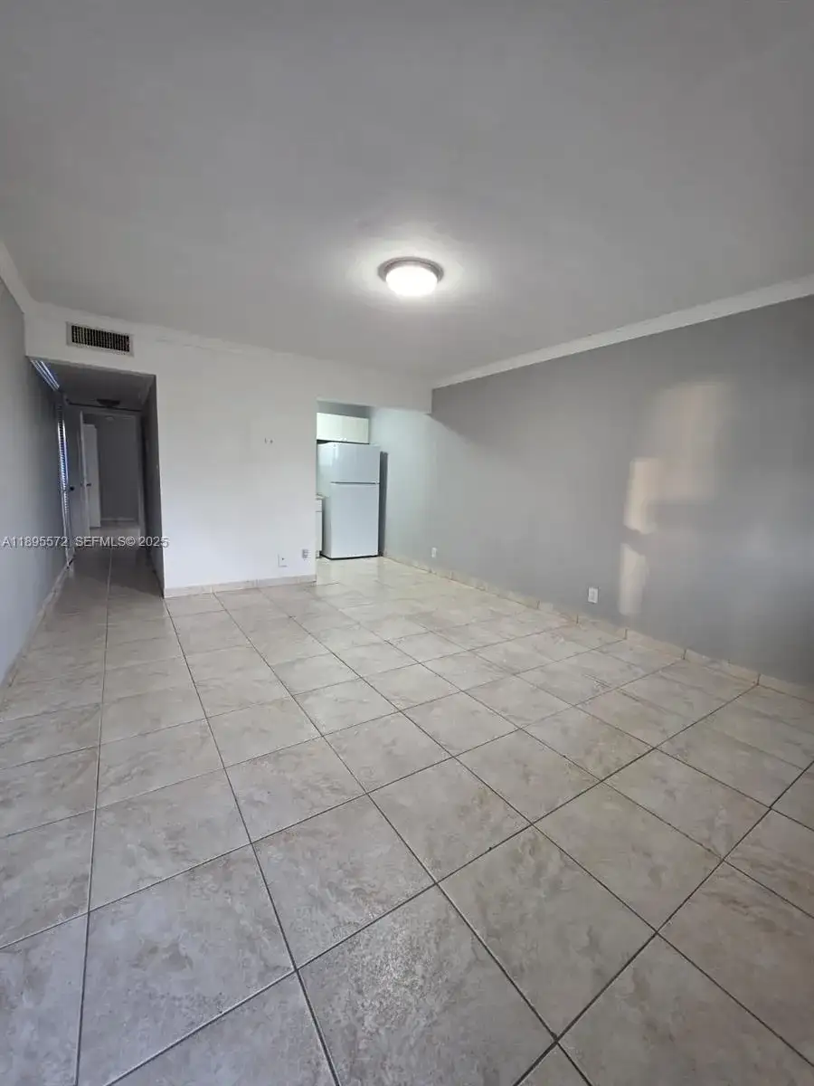 11005 SW 1st St # 207, Sweetwater FL 33174 photo 5