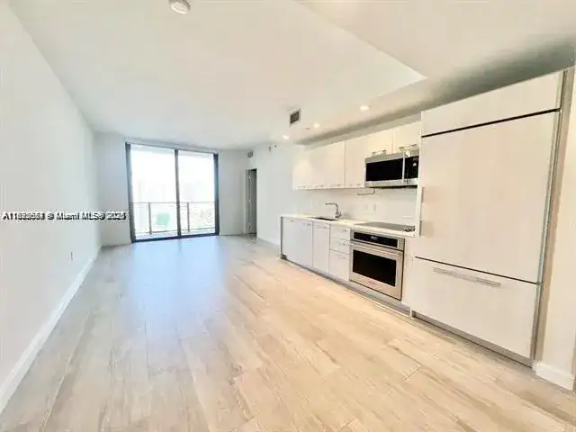 45 SW 9th St # 3009, Miami FL 33130 photo 5