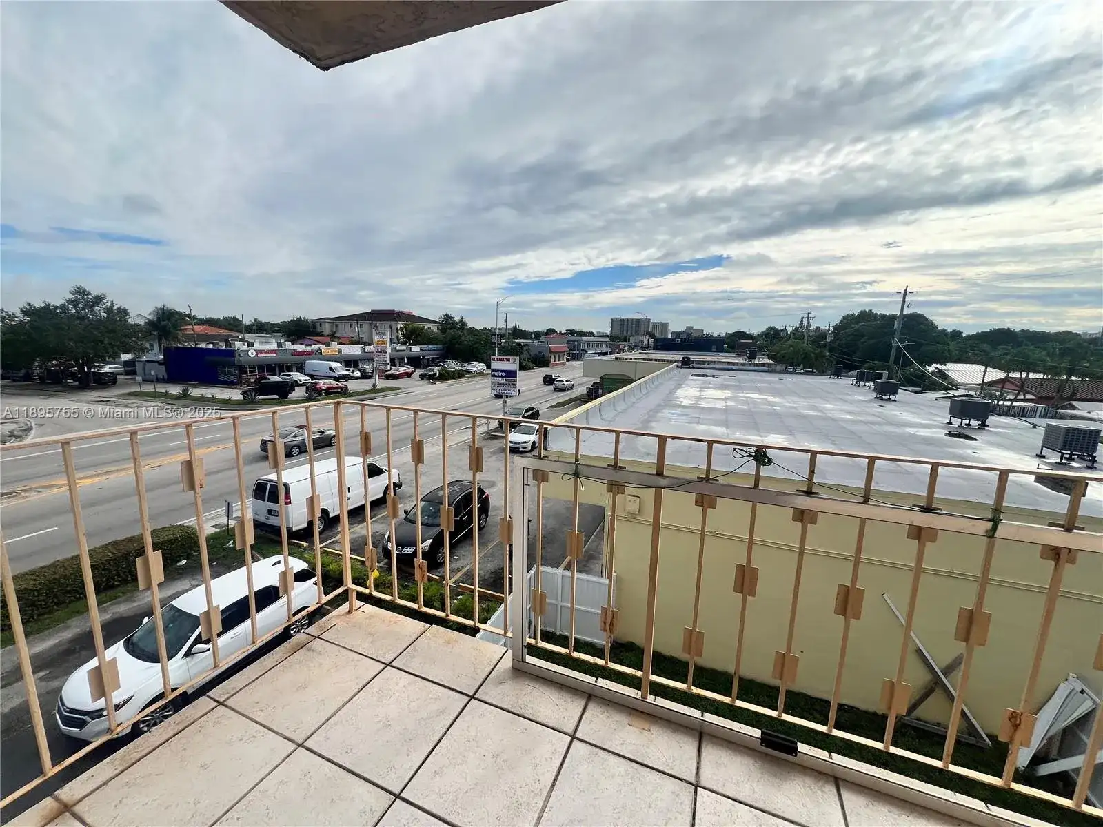 4758 W Flagler St # 11, Miami FL 33134 photo 5