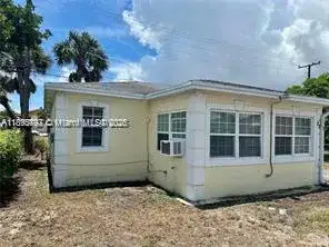 221 W 27th St # 221, Riviera Beach FL 33404 photo 3