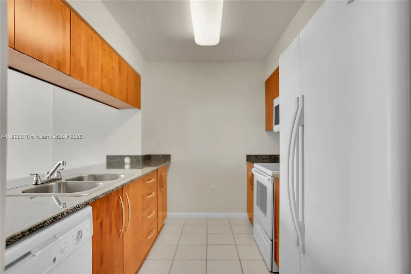 1200 Brickell Bay Dr # 2821, Miami FL 33131 photo 5