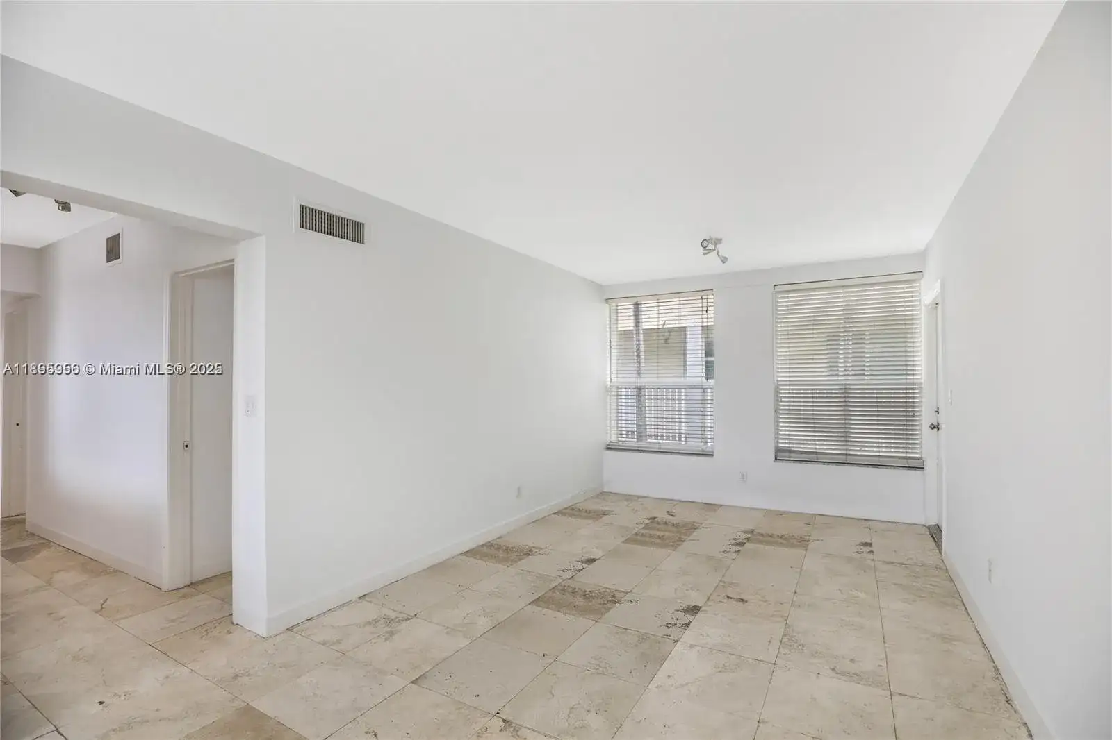 1025 SW 7th Ave # 9, Miami FL 33130 photo 4