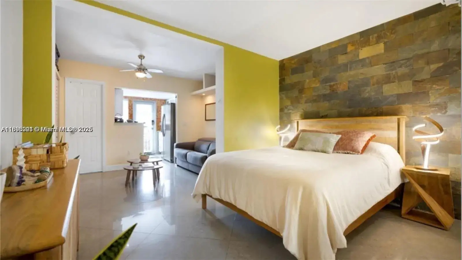 626 Meridian Ave # 5, Miami Beach FL 33139 photo 2