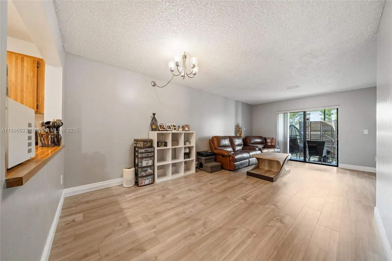 861 NE 207th Ln # 14, Miami FL 33179 photo 3