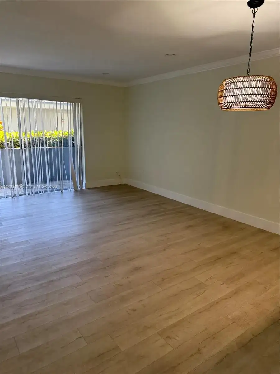 7403 SW 82nd St # 109N, Miami FL 33143 photo 3