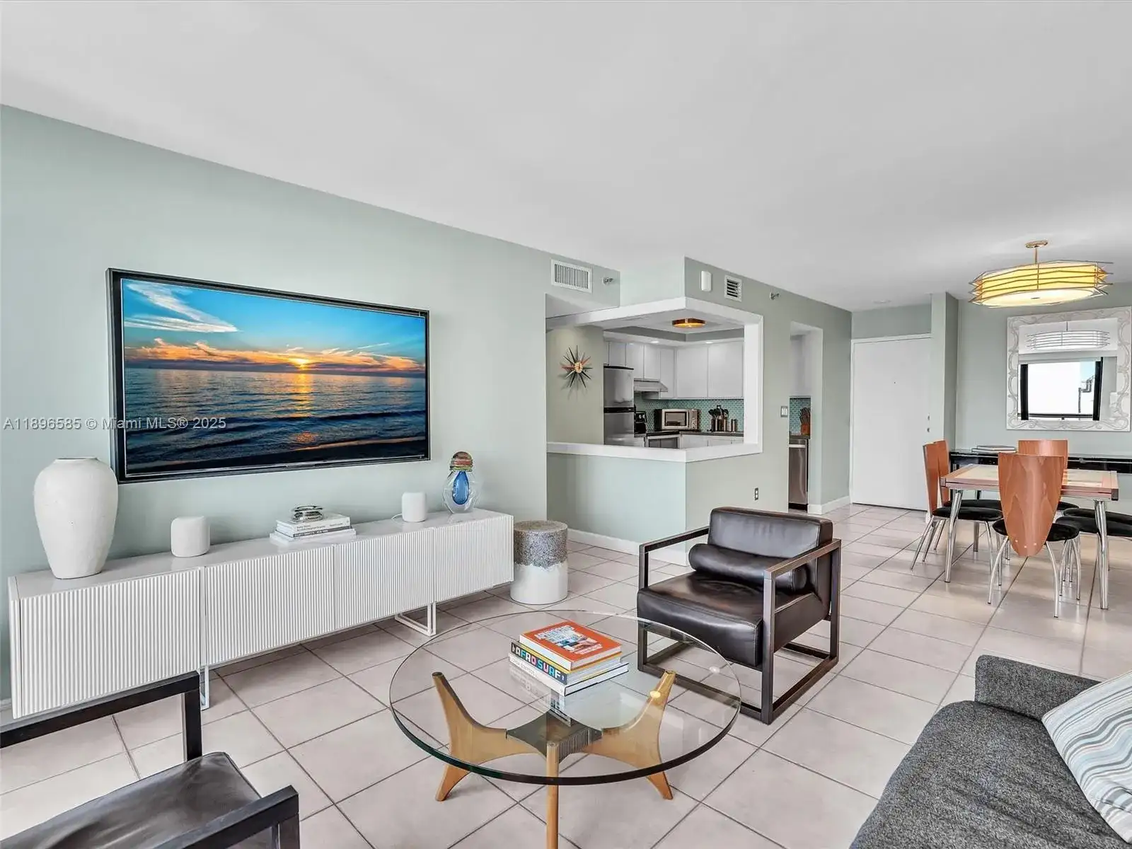 1775 Washington Ave # 8B, Miami Beach FL 33139 photo 3