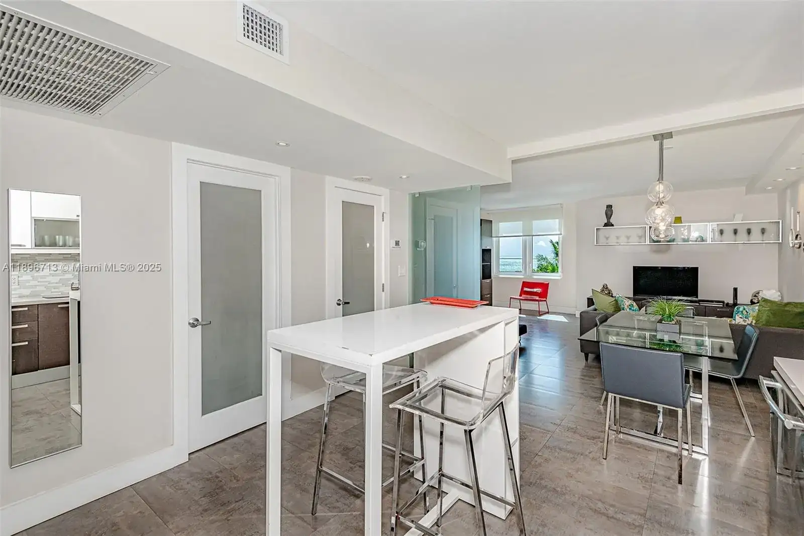 2301 Collins Ave # 723, Miami Beach FL 33139 photo 2