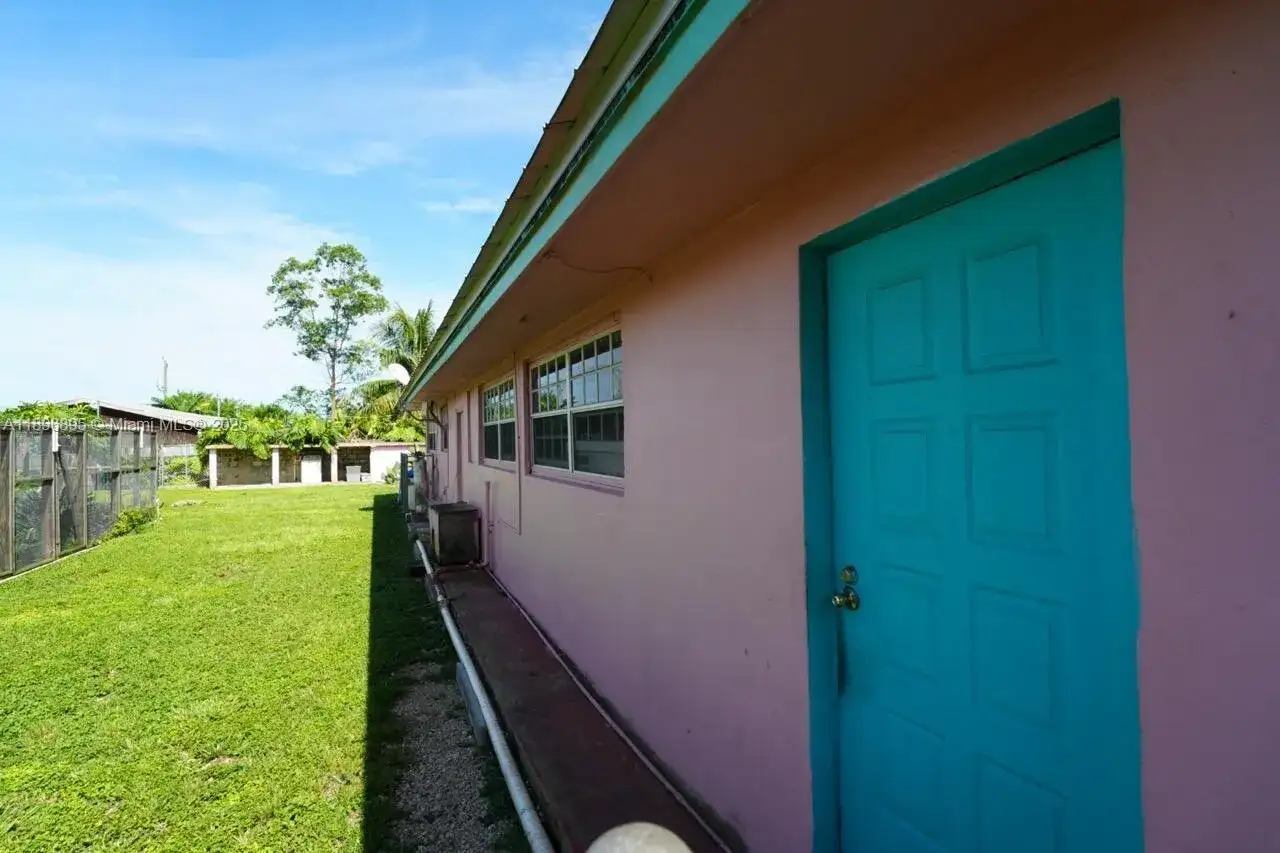 35000 SW 212th Ave, Homestead FL 33034 photo 5
