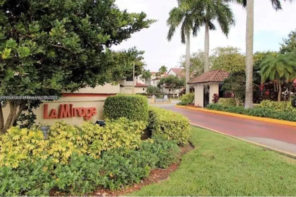 3629 W Inverrary Blvd W, Lauderhill FL 33319 photo 2