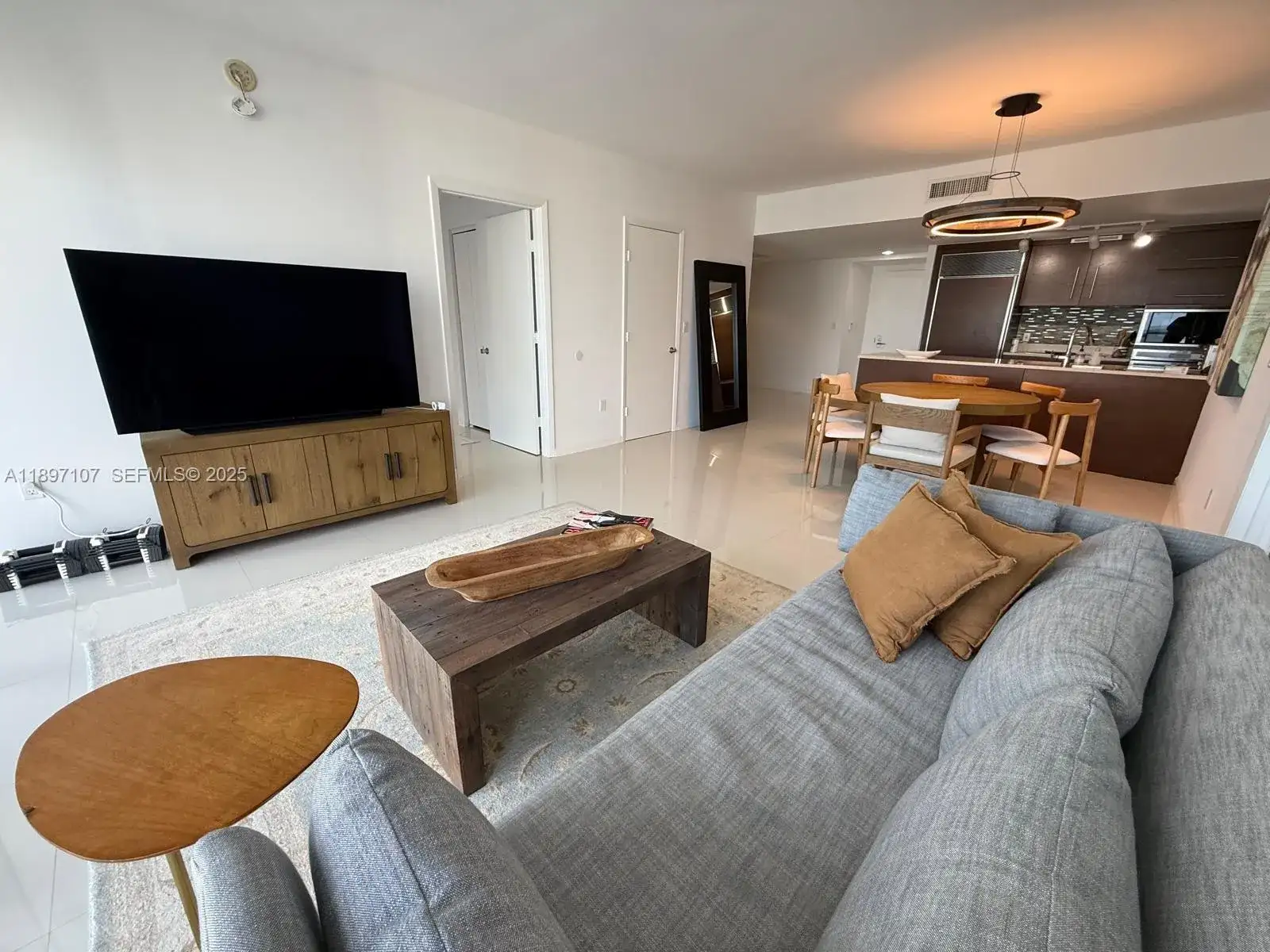 465 Brickell Ave # 2705, Miami FL 33131 photo 5