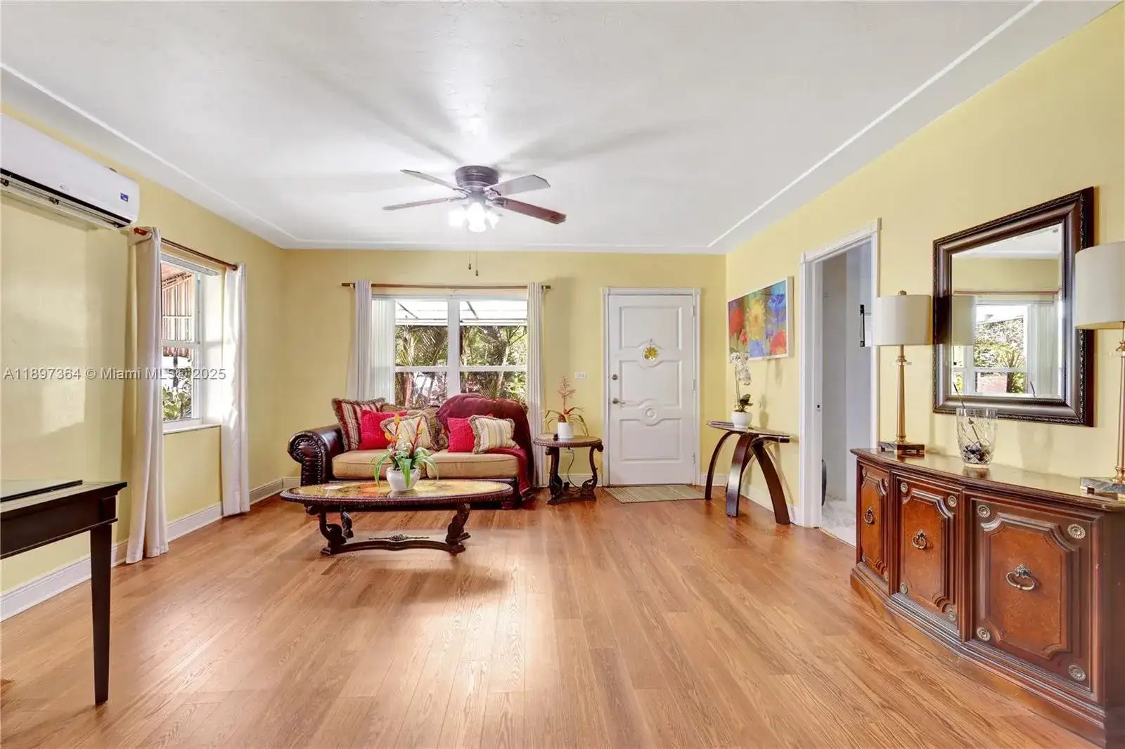 1140 NW 127th St, North Miami FL 33168 photo 4