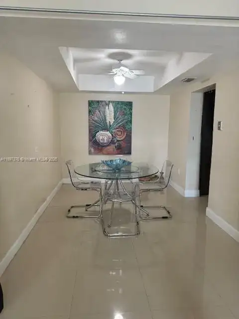 961 E 10th Pl, Hialeah FL 33010 photo 5