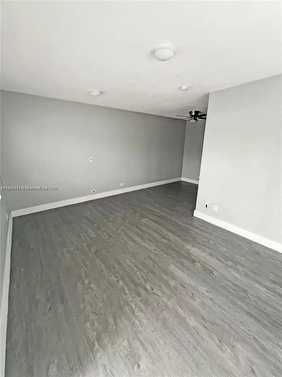 2783 - 2785 SW 33rd Ct, Miami FL 33133 photo 5