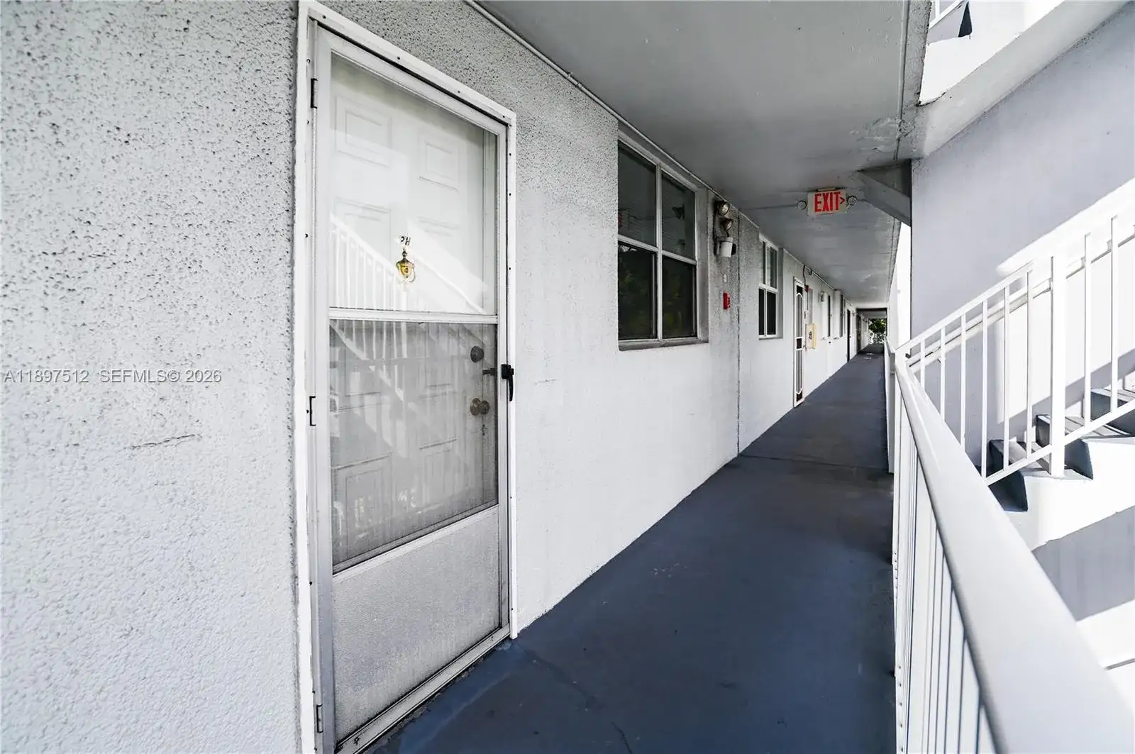 110 Royal Park Dr # 2H, Oakland Park FL 33309 photo 4