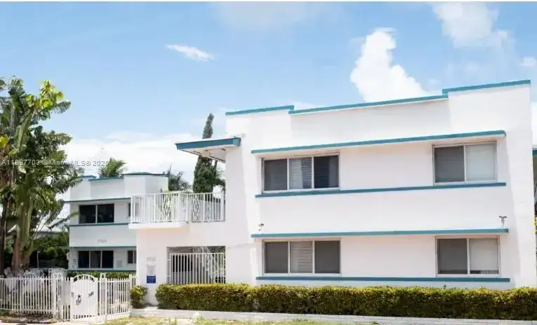 7710 Harding Ave # 2, Miami Beach FL 33141 photo 2