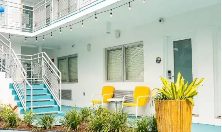 7710 Harding Ave # 2, Miami Beach FL 33141 photo 3