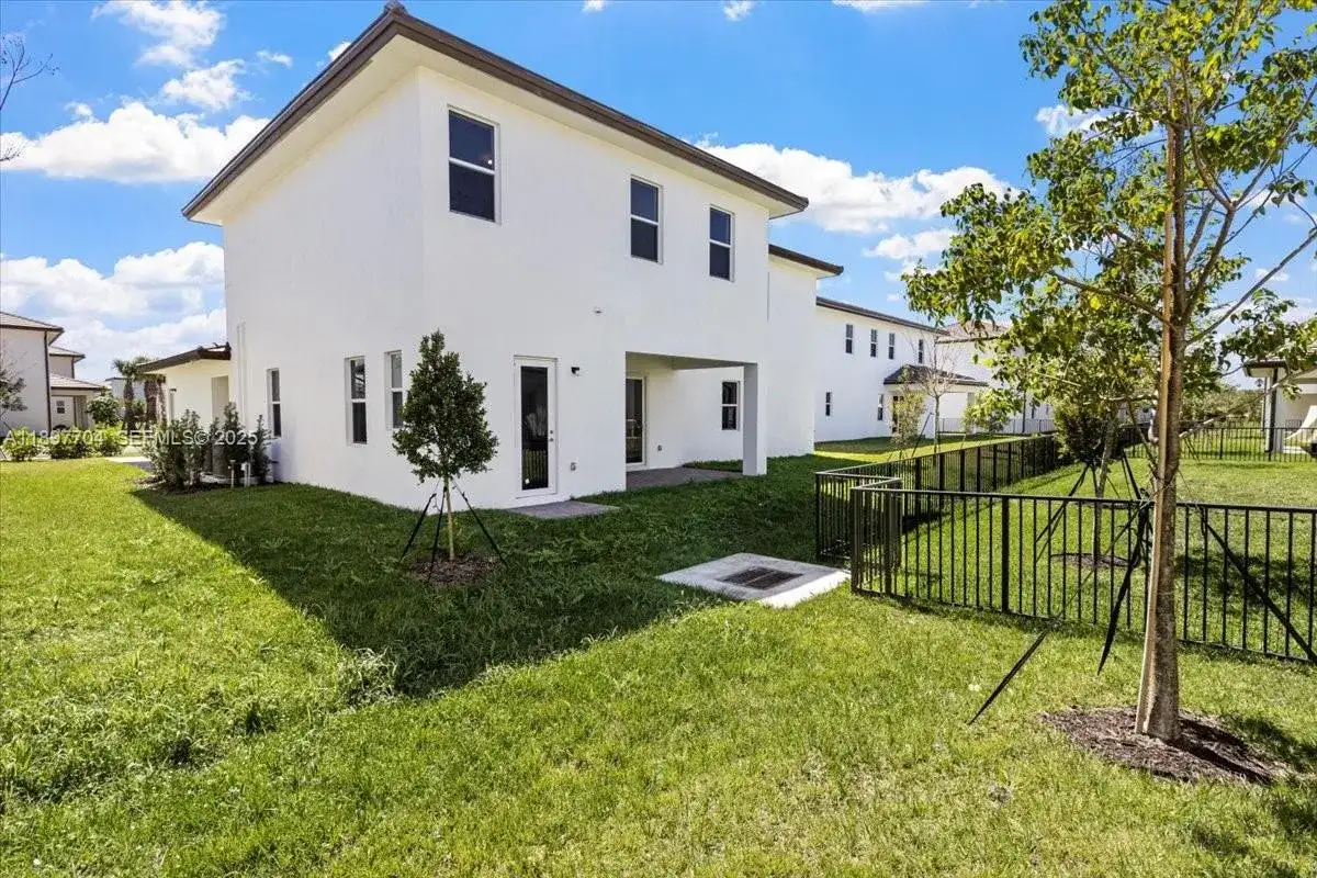 12237 SW 43rd Ct, Davie FL 33330 photo 5