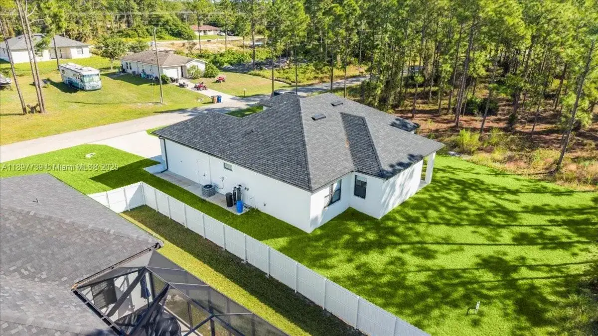932 Maddock St, Lehigh Acres FL 33974 photo 3