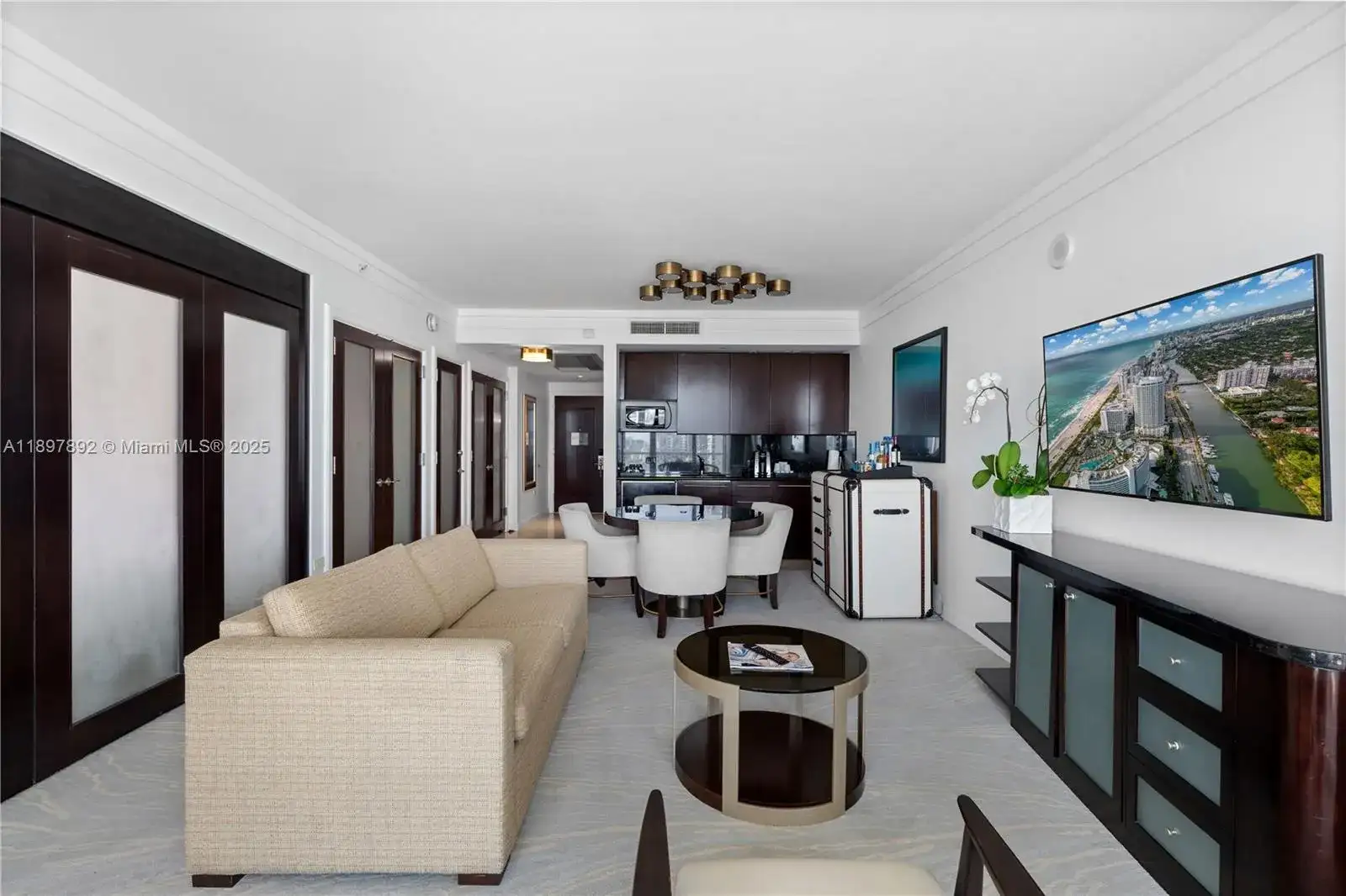 4391 Collins Ave # 1619, Miami Beach FL 33140 photo 5