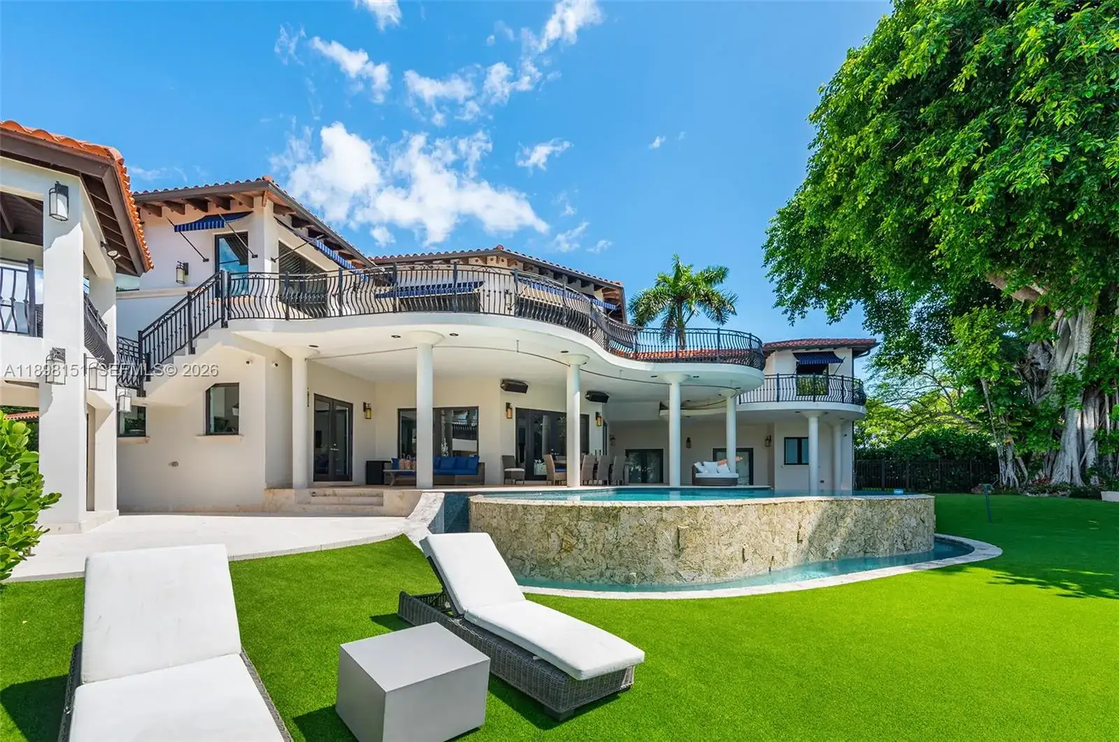 6700 Granada Blvd, Coral Gables FL 33146 photo 2
