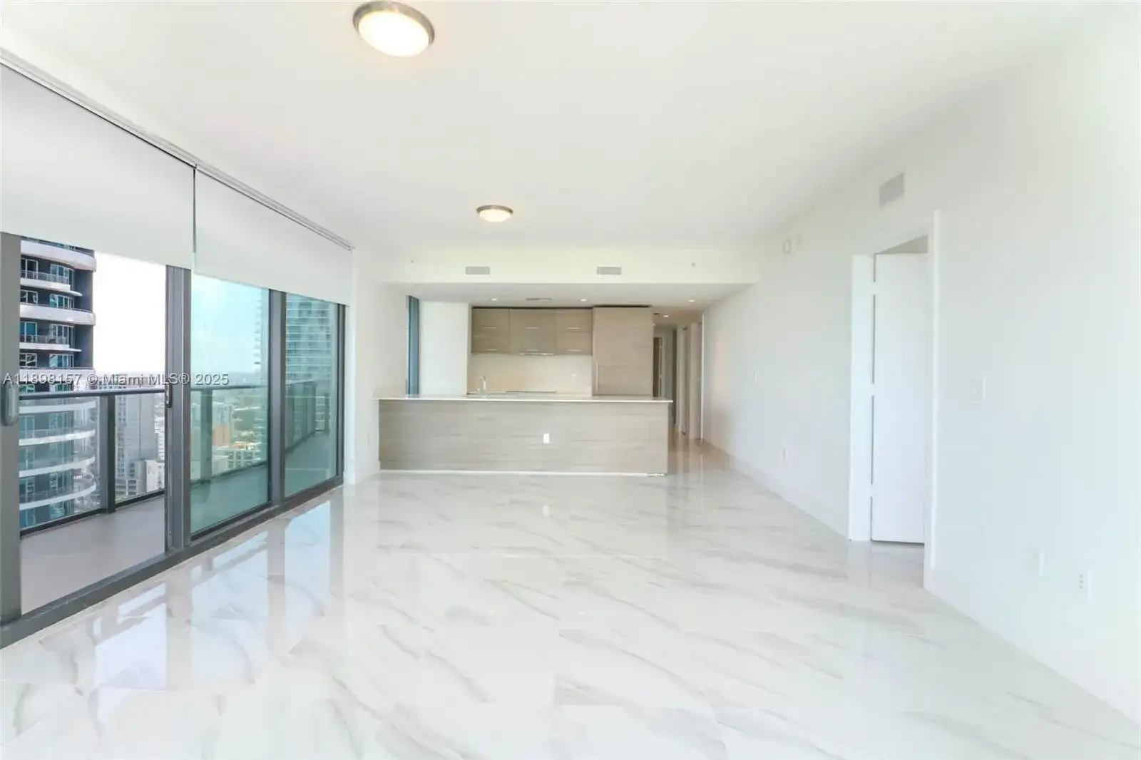 1300 S miami # 2706, Miami FL 33130 photo 3