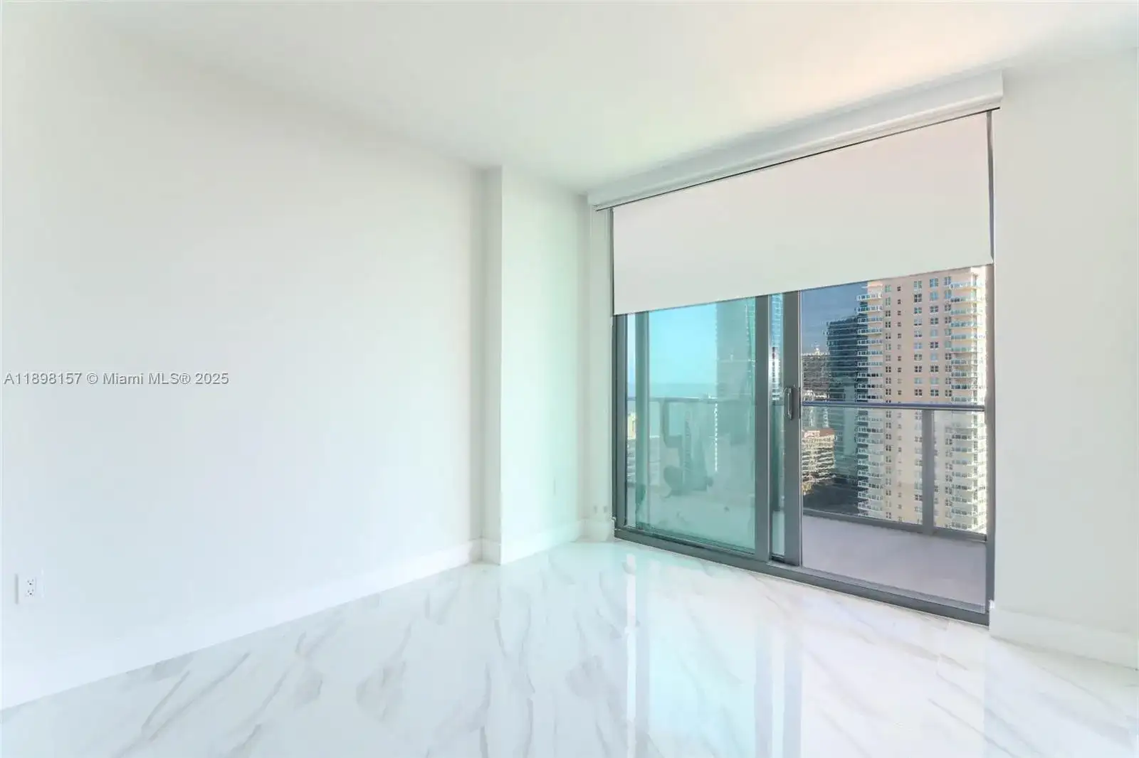 1300 S miami # 2706, Miami FL 33130 photo 5