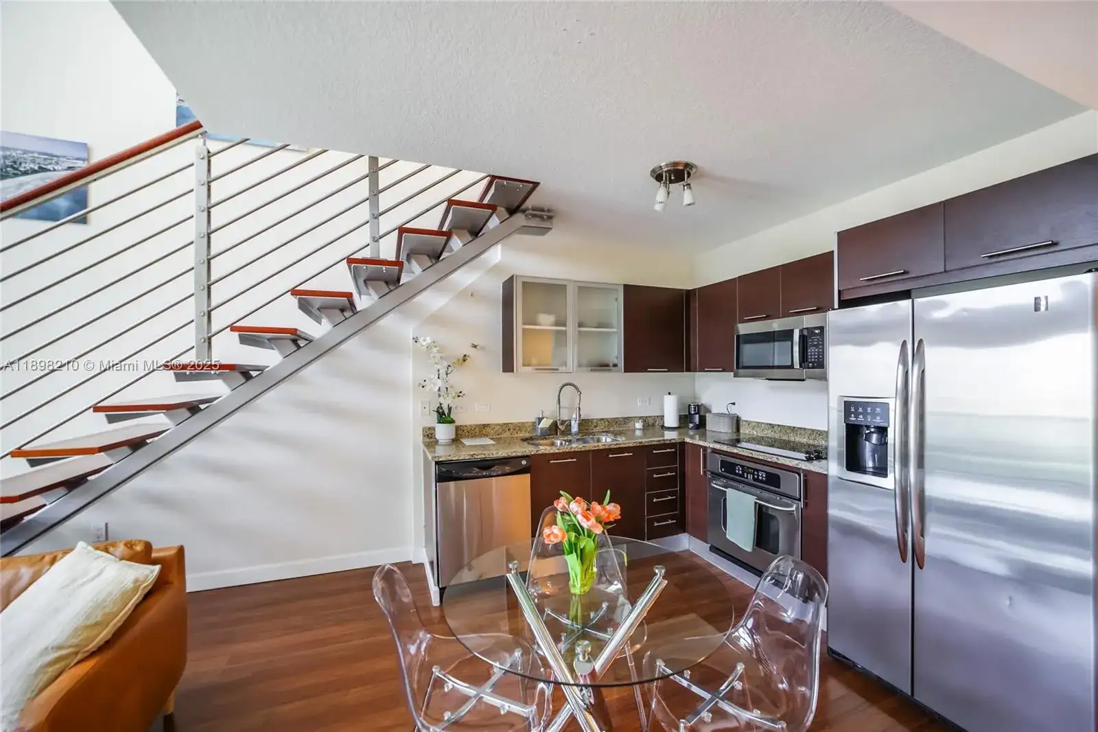 41 SE 5th St # 1003, Miami FL 33131 photo 2