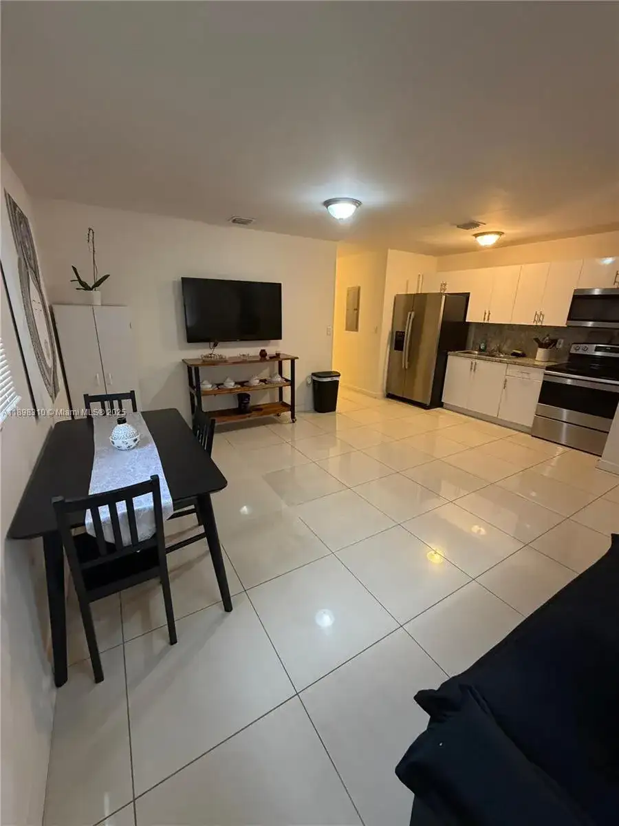 1132 NW 38th St # 1132, Miami FL 33127 photo 3