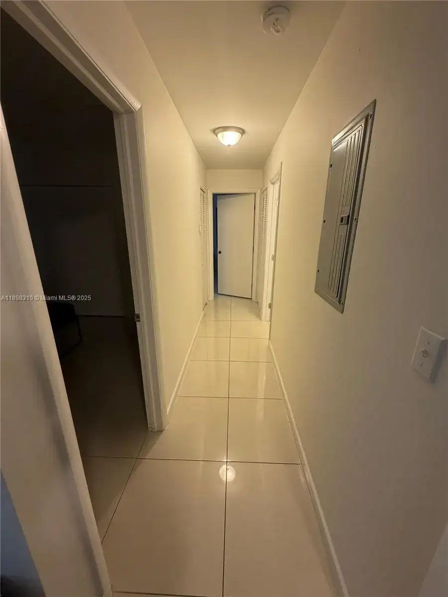 1132 NW 38th St # 1132, Miami FL 33127 photo 4