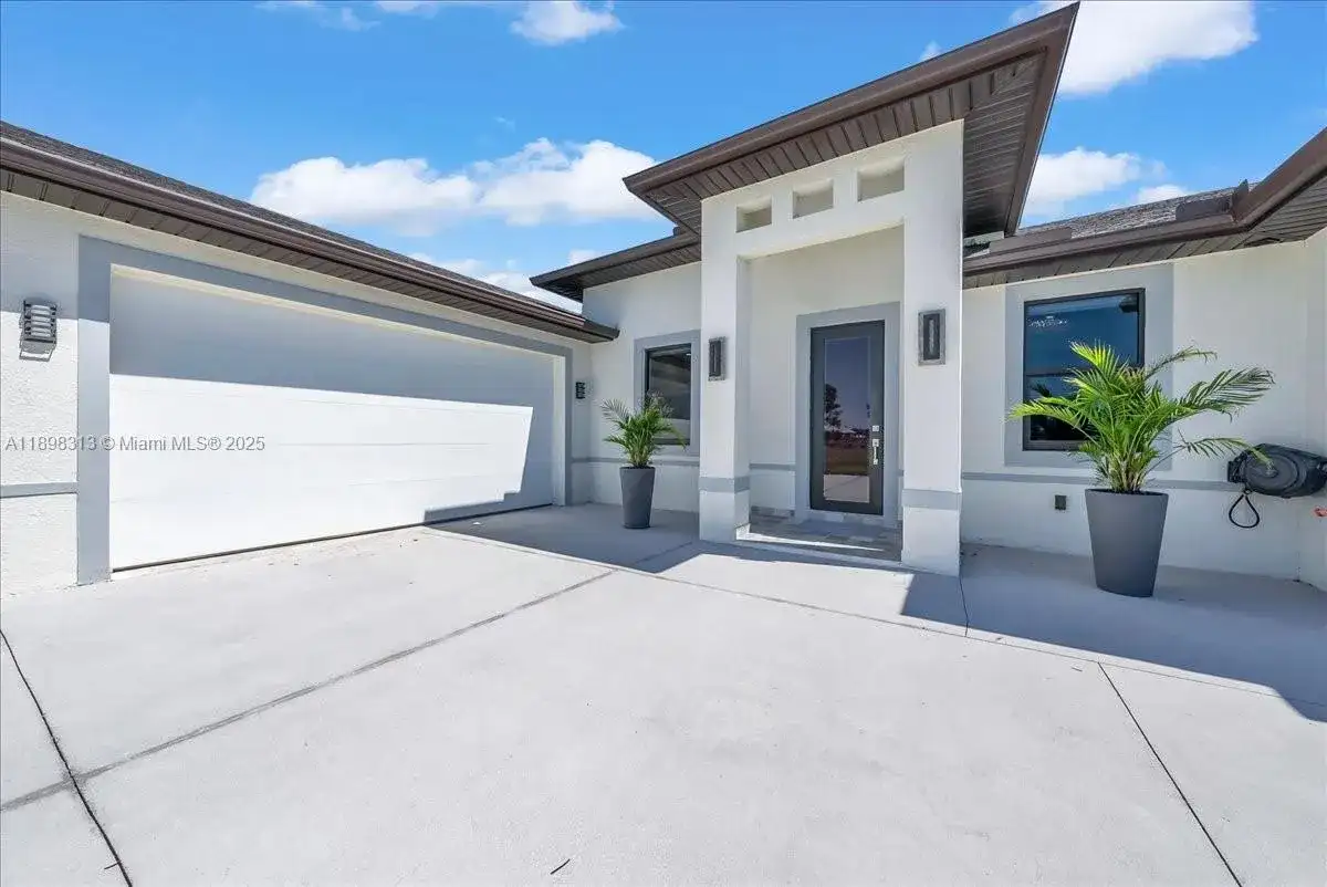 363 PAISLEY, Lehigh Acres FL 33974 photo 5