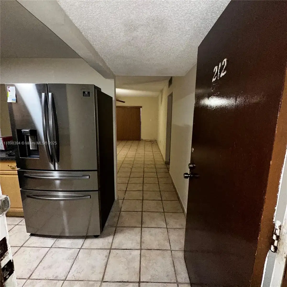 10850 W Flagler St # D212, Sweetwater FL 33174 photo 4