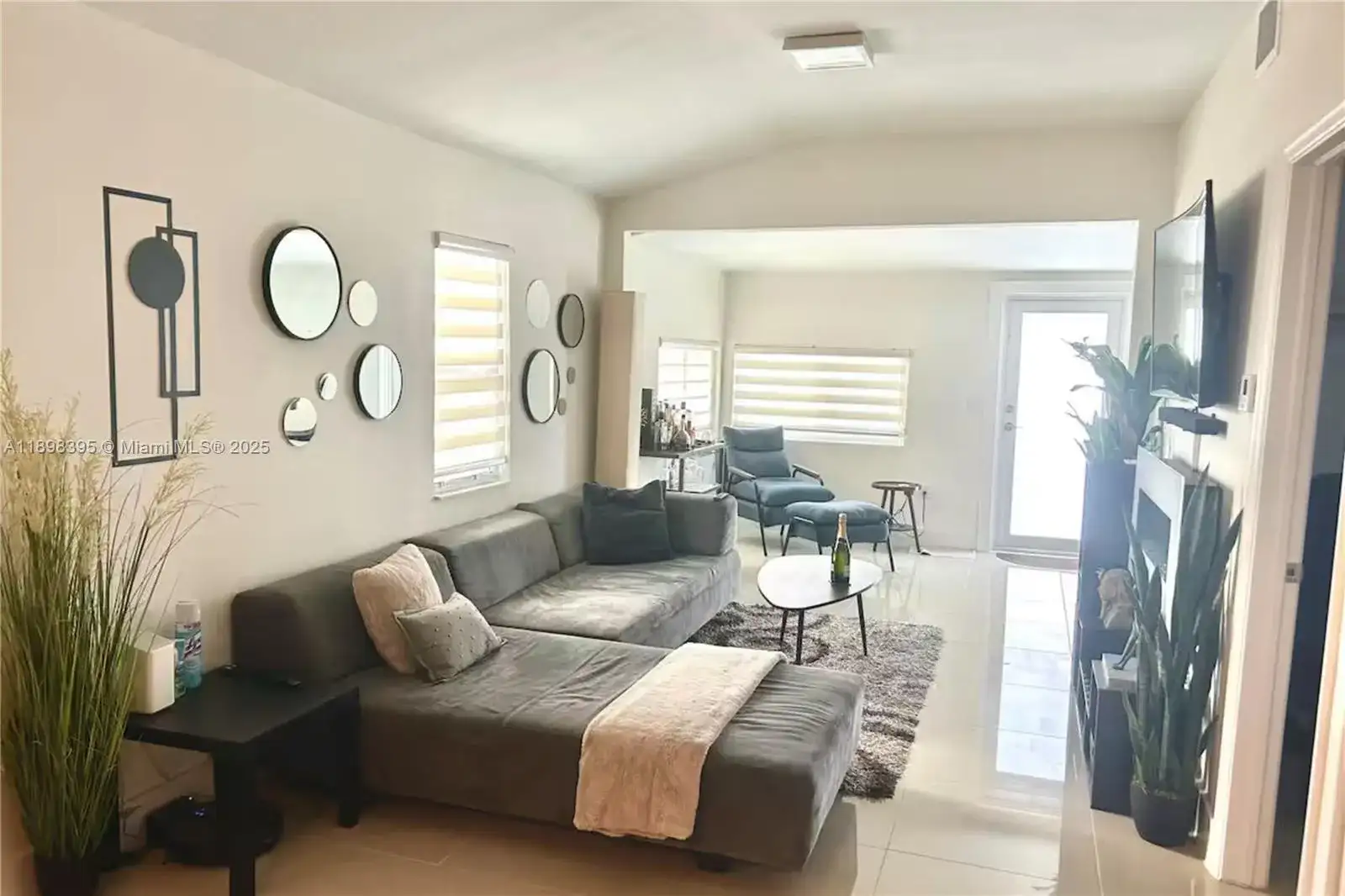 3132 NW 43rd St, Miami FL 33142 photo 5