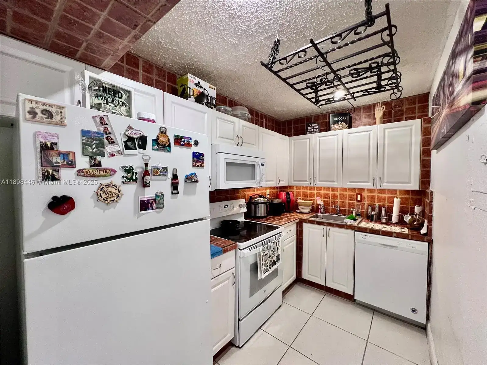 17530 NW 68th Ave # C4008, Hialeah FL 33015 photo 3