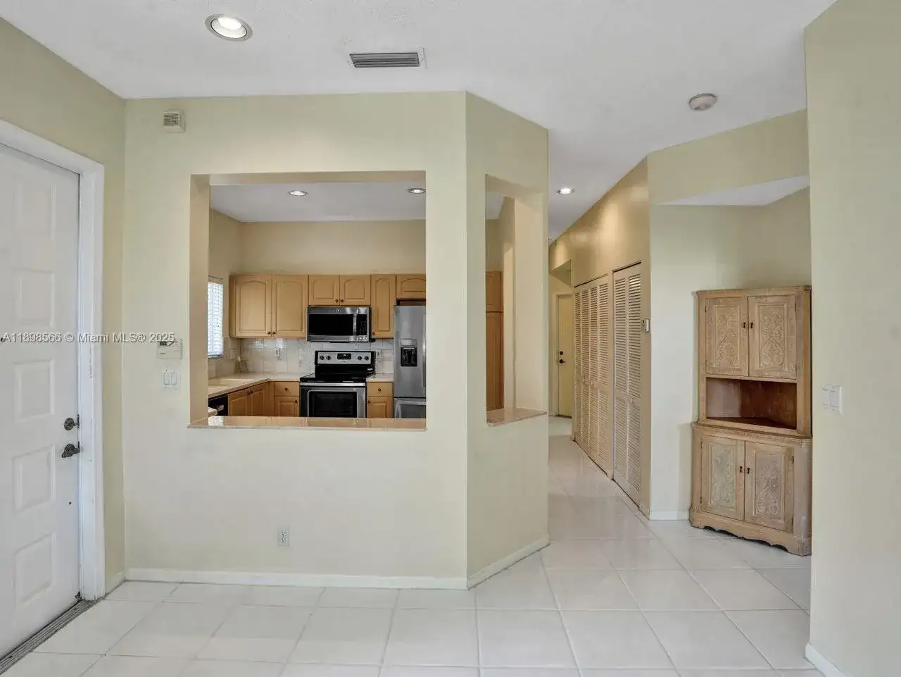 15831 SW 10th St, Pembroke Pines FL 33027 photo 5