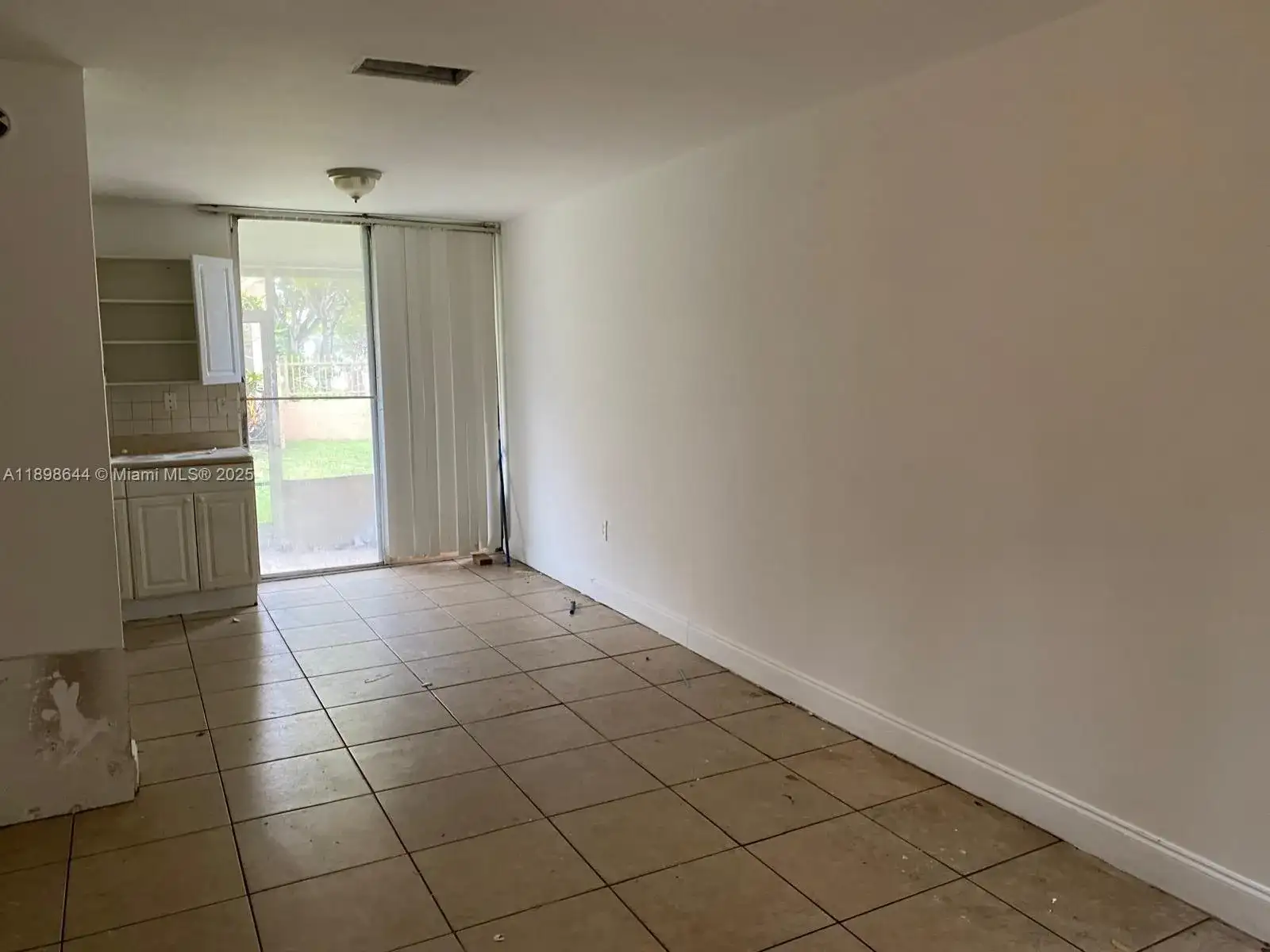 5959 SW 69 # 106, Miami FL 33143 photo 5