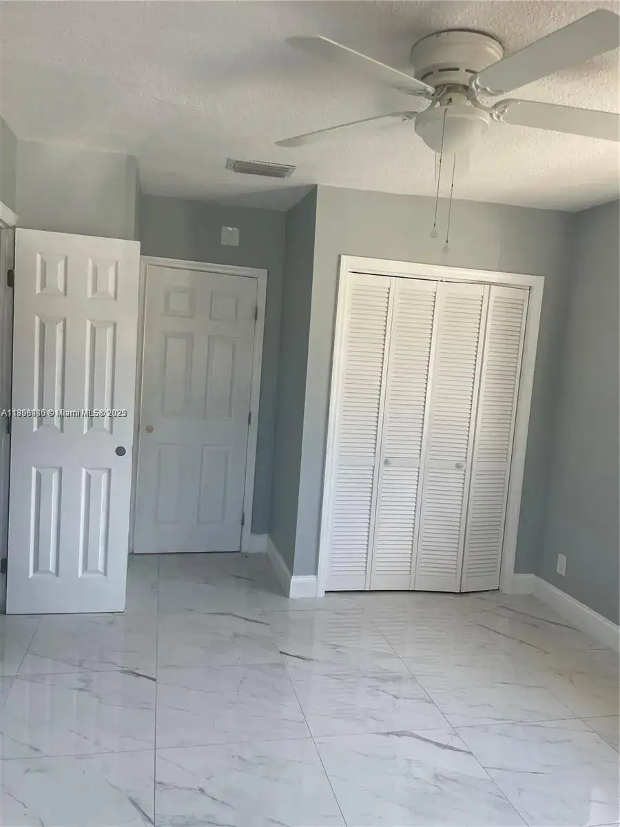 1230 NE 148th St, Miami FL 33161 photo 5