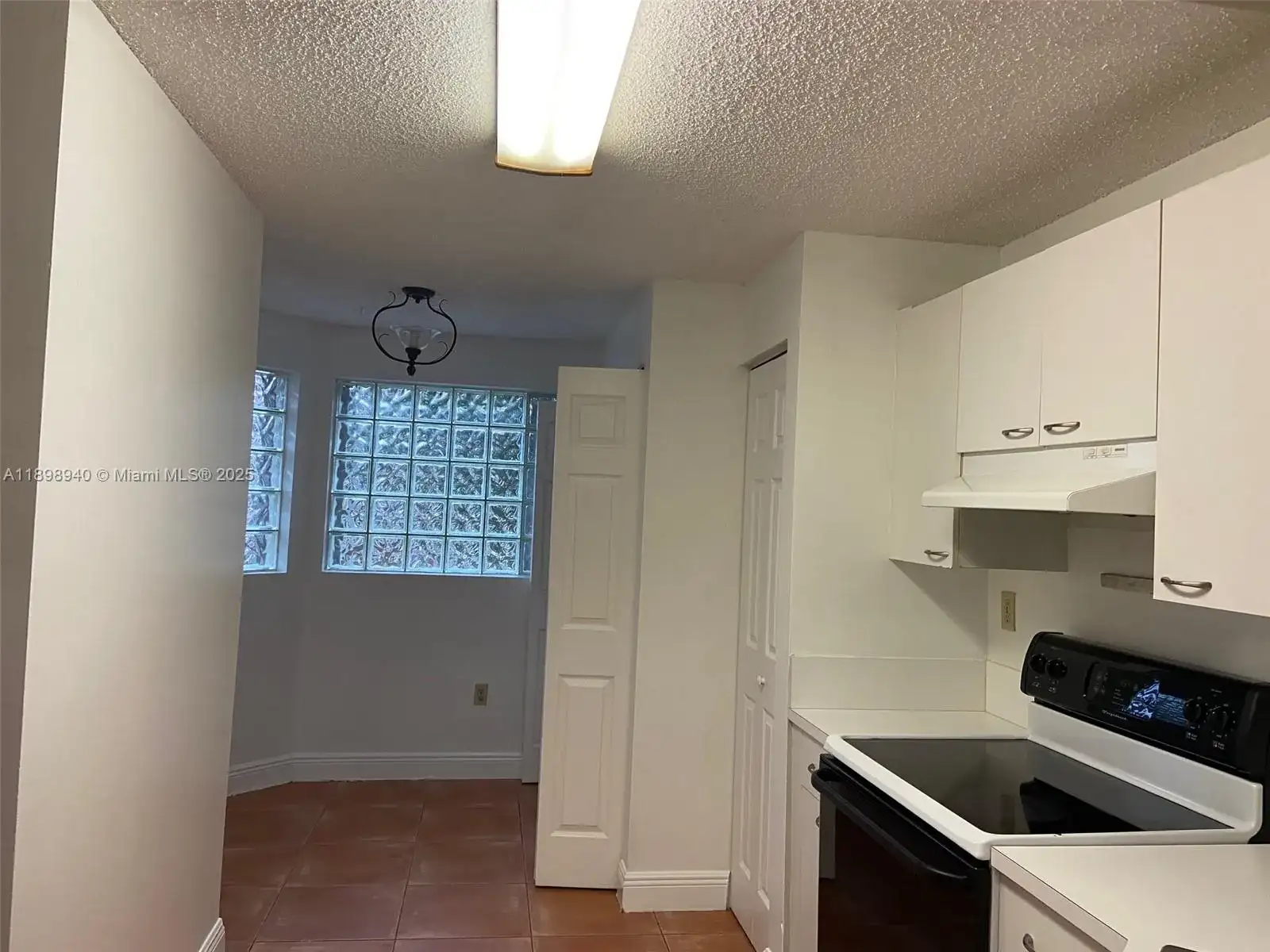 10030 Hammocks Blvd # 3, Miami FL 33196 photo 4