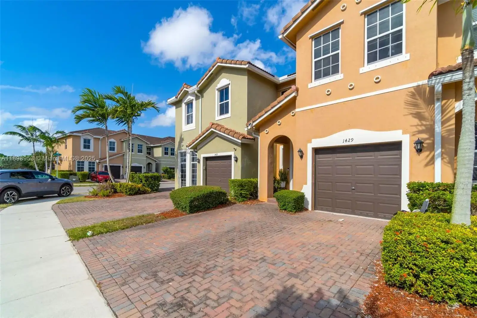 1429 SE 23rd Ter, Homestead FL 33035 photo 2