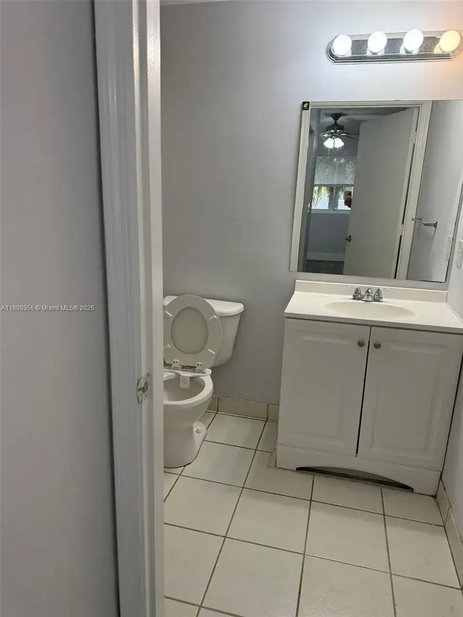 11040 SW 196th St # 211, Cutler Bay FL 33157 photo 5